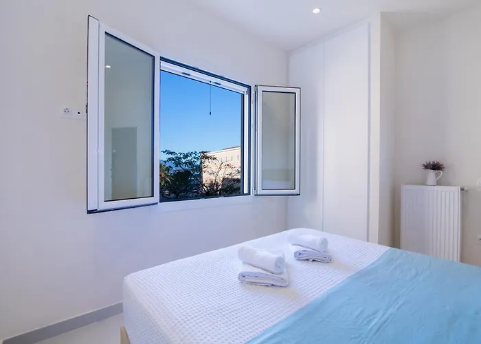 Corfu White Apartment *