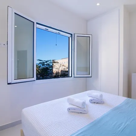 Corfu White Apartament *