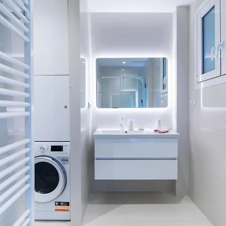 Corfu White * Corfu (city)